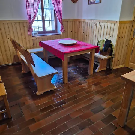Koca Na Kranjski Dolini Pokljuka Zgornje Gorje